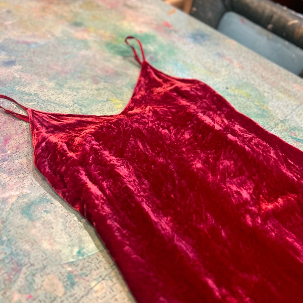 Wine 🍷 Crushed Velvet Slip Dress - Picture 9 of 14